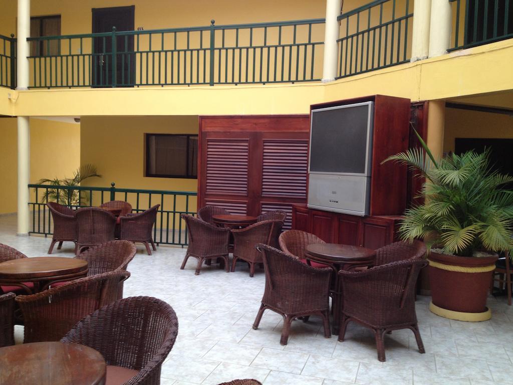 Hotel Las Caobas 산프란시스코데마코리스 외부 사진